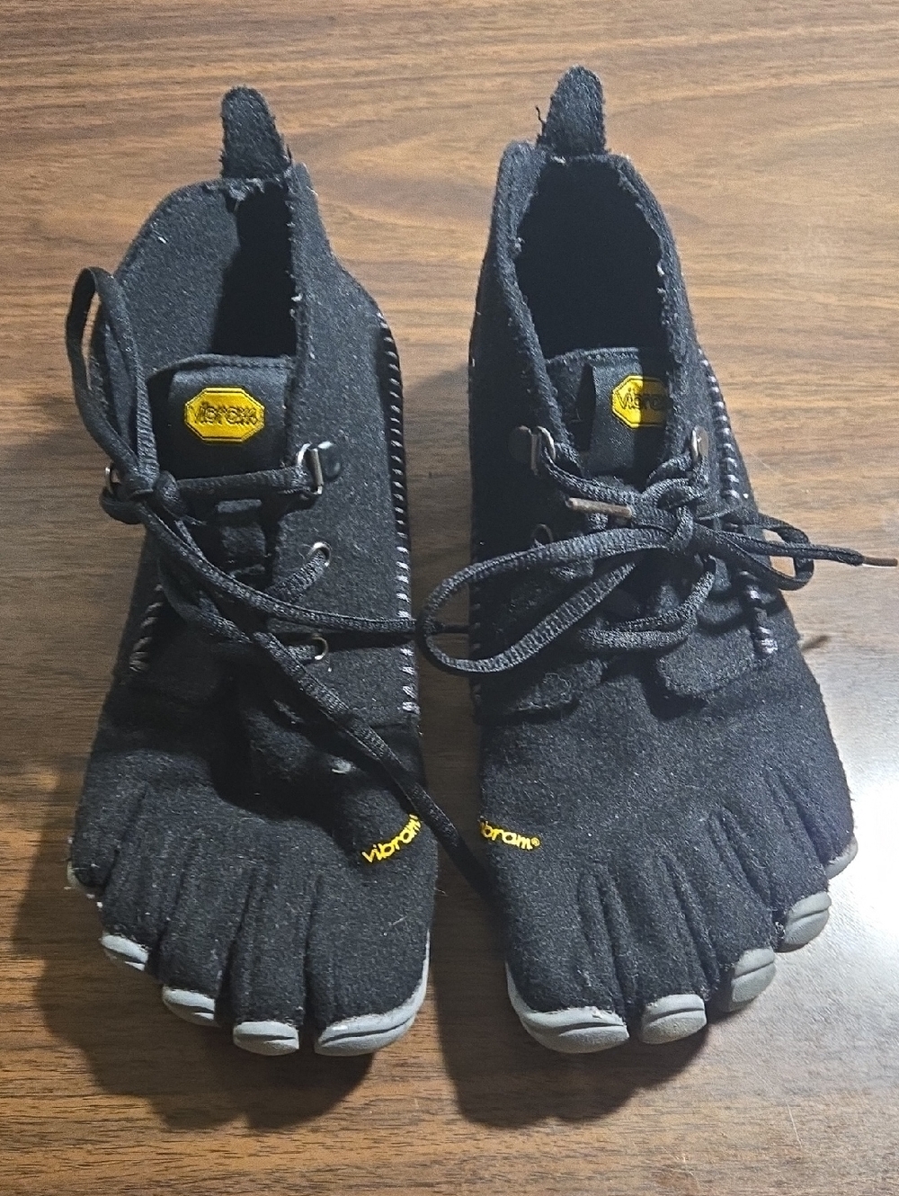 Women's Vibram Fivefingers CVT WOOL toe shoes EU Size 40 (US 8.5-9)